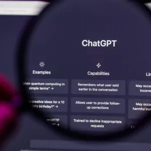 Droit d’auteur et contenus générés par IA : que dit la loi ?