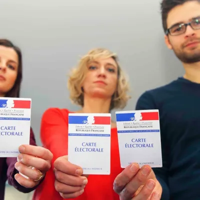 Municipales : les listes citoyennes vont-elles sauver la démocratie ?