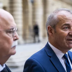 Dégradation des finances publiques : une mission du Sénat fustige "l'attentisme" et "l'irresponsabilité" des précédents gouvernements