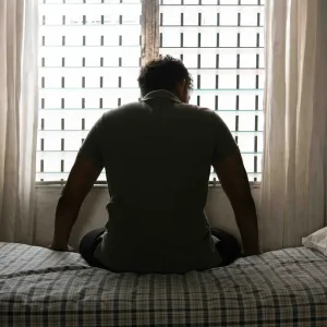 Santé mentale masculine : faut-il rendre le suivi psychologique obligatoire ?
