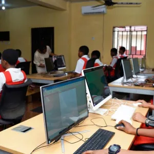 Ce qu’il faut savoir sur les nouveaux référentiels de compétences en IA de l'UNESCO pour les élèves et les enseignants