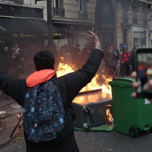 Manifestation.0 :  la lutte sociale en réseaux