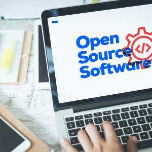Ne travailler qu’avec des logiciels libres au quotidien : on a testé. Pourquoi ne les utilise-t-on pas plus ?