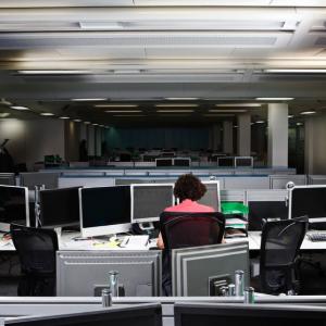 Dans la peau d'un modérateur : la haine à portée de clics