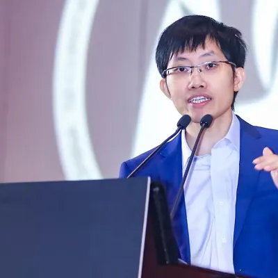 « Aucun avantage à rester fermé » : le fondateur de DeepSeek confirme la stratégie ouverte de ses modèles
