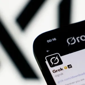 "Hitler, sans hésiter" : la nouvelle version de Grok, l'IA d'Elon Musk, multiplie les publications racistes et antisémites