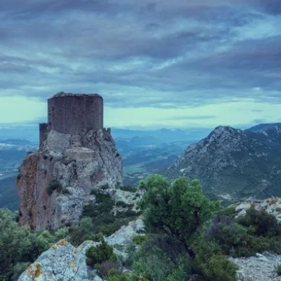 chateaux cathares, catalogne,  couserans .. à découvrir
