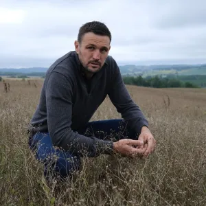 "On n'est pas des voyous" : dans le Gers, la frénésie de la coriandre, dopée aux subventions, sème la zizanie chez les agriculteurs