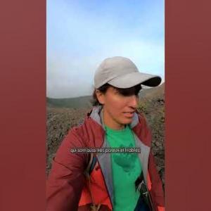 La roche de Hawaï est ultra-light 🌋 #shorts