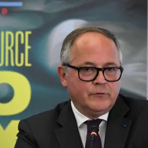 Intelligence artificielle : mobilisation contre la domination annoncée des géants du numérique