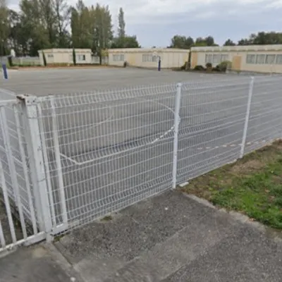 Menace de décapitation envers une enseignante