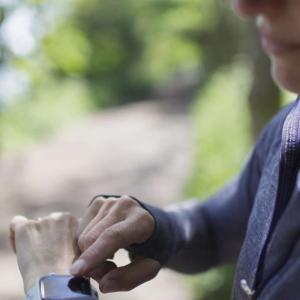 Les objets connectés, simplificateurs de vie ou petits tyrans de la performance perpétuelle ?