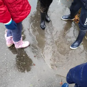 Convaincre les parents pour faire classe dehors même en hiver