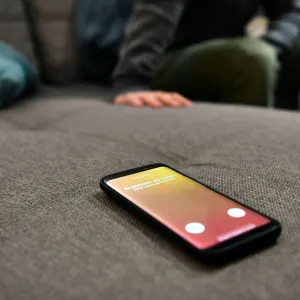 Consentement, amendes et fraude aux aides publiques : ce que propose le nouveau texte de loi pour limiter le démarchage téléphonique