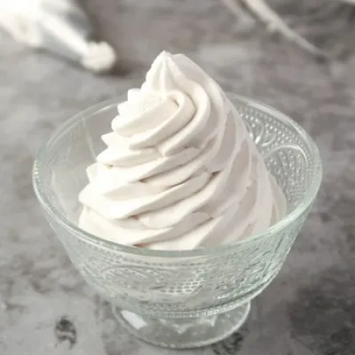 Crème chantilly vegan sans crème de coco - Perle en sucre