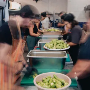 À Beyrouth, réfugiés sous les bombes