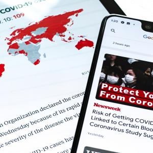 Liens vagabonds : accord sur les droits voisins, loi sur la sécurité globale et hégémonie d’Amazon