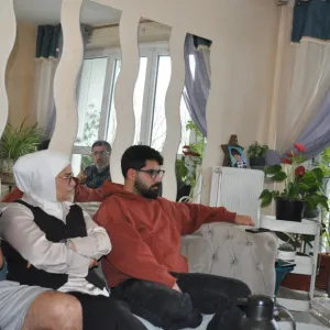 Chute de Bachar : à Rouen, la fête inquiète des Jaamour