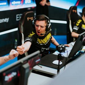 Esport : les coulisses d’une industrie spectaculaire