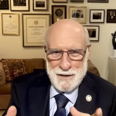☕️ Vint Cerf, toujours aussi élégant, se prépare à prendre sa retraite de Google à 83 ans