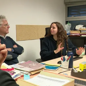 "On m'a dit que je n'en serai pas capable". Une doctorante passe sa thèse de biologie en langue des signes