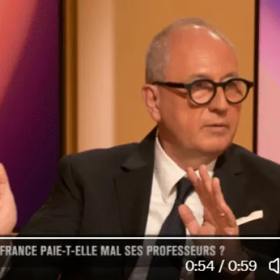 Christophe Kerrero et les obligations de service des enseignant.es