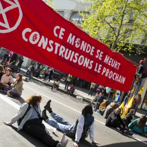 Extinction Rebellion France, mouvement de désobéissance civile, « dégafamisé by design »