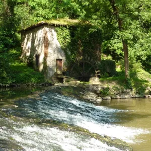 Restauration de l'ancien moulin à huile sur le Goire