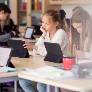 Éducation : comment la technologie peut-elle (vraiment) aider les enseignants ?