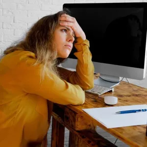 IMPORTANT : Comment les entreprises contrôlent-elles les salariés ? le changement perpétuel