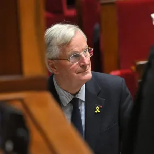 Barnier n’est pas tombé dans la motion