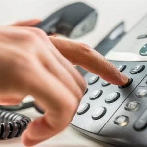 94 % des 15-29 ans ont un smartphone en 2021 : focus sur l’équipement en téléphone de la population française