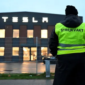 Grève des salariés de Tesla : quand les européens tentent de faire plier les géants de la tech