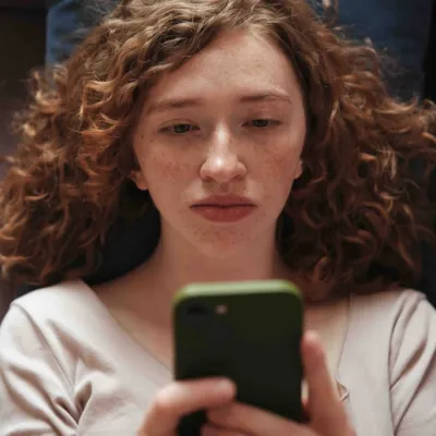 Réseaux sociaux : « La nature humaine est mal adaptée aux foules numériques »