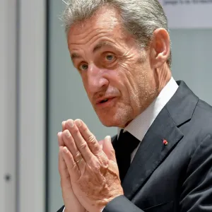 Sarkozy, Tripoli pour être honnête