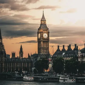 Chiffrement d’Apple : le Royaume-Uni laisse tomber sa demande de porte dérobée