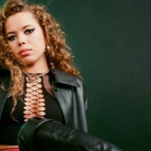 Nilüfer Yanya Announces New Album Painless, Shares Video for New Song “Stabilise”