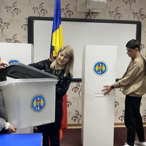 "Un vote se négocie entre 50 et 100 euros" : en Moldavie, l'élection présidentielle se tient sous l'œil de Moscou