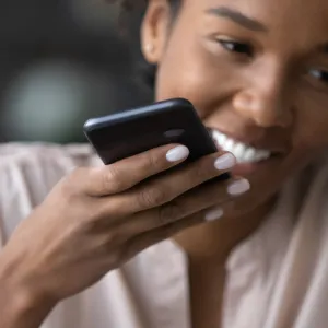 Comment la technologie standardise les langues