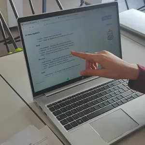 Les élèves traquent les biais de l’IA