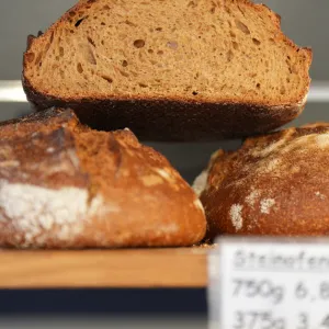 Poids, glucides, digestion… On débunke les idées reçues sur le pain