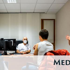 Vaccination contre le Covid-19: une faille béante dans le secret médical