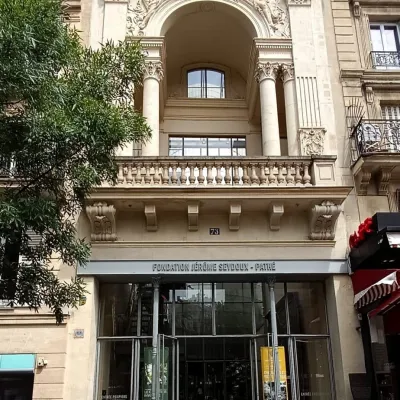 Symbolisme et poésie de l’eau à la Fondation Pathé