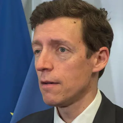 72 départements en rouge : Edouard Geffray maintient le brevet malgré la fournaise