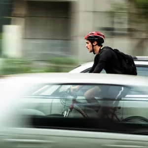 Le casque à vélo : un paradoxe mortel