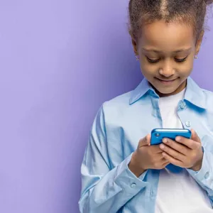 Nos jeunes seront-ils un jour heureux derrière leurs écrans ?