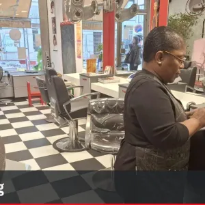 À Strasbourg, la galère des coupes afro face au manque de coiffeurs formés