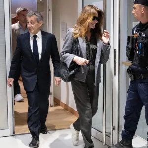 Procès Sarkozy : accusation béton, défense bidon