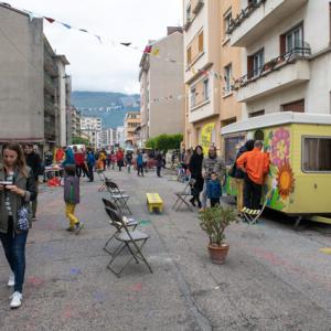 Place(s) aux enfants : des rues piétonisées devant les écoles