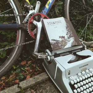 Vélo et machine à écrire, petite eulogie de la satiété